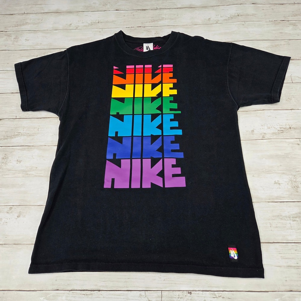 Nike Be True Gilbert Baker Pride Rainbow‎ Graphic T-Shirt Black Mens XS
